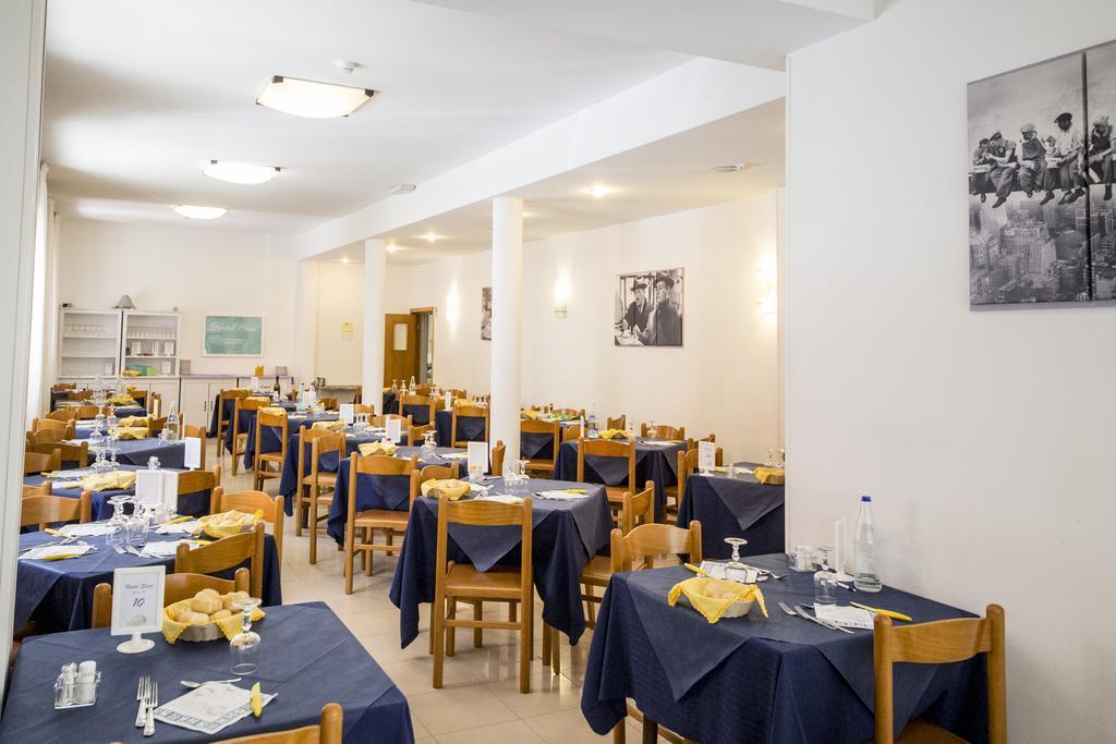 Hotel Sissi Rivazzurra Di Rimini Exterior photo