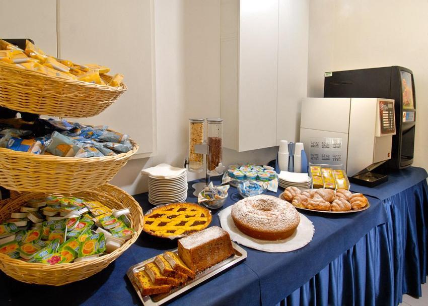 Hotel Sissi Rivazzurra Di Rimini Exterior photo